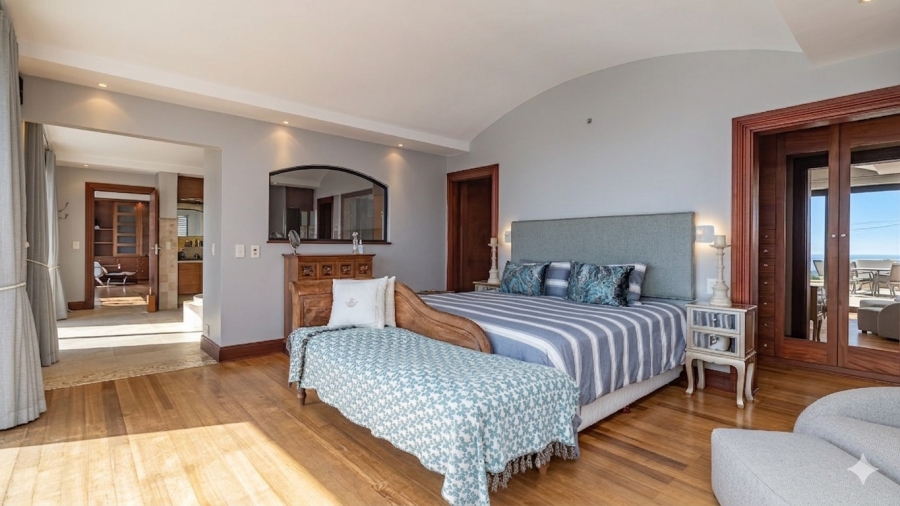7 Bedroom Property for Sale in Pezula Private Estate Western Cape